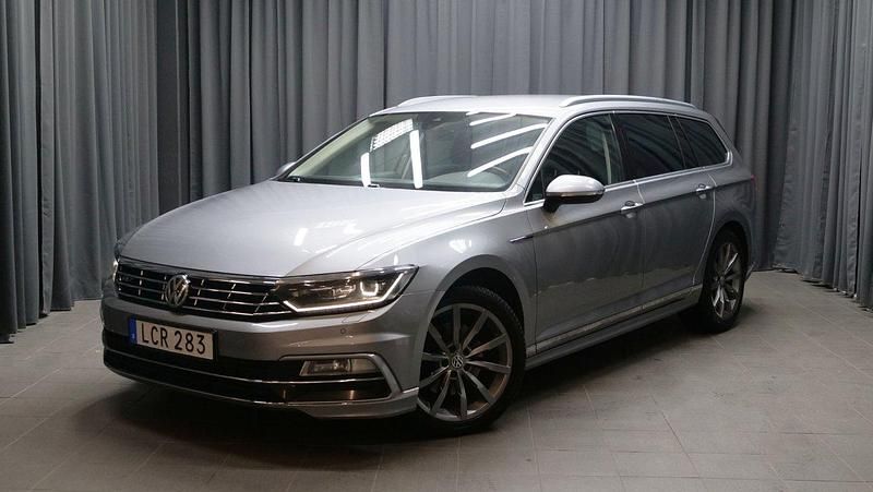 Silver Begagnad 2018 VW Passat GT Kombi | 209 000 kr (Marknadspris) - Bild 1/4
