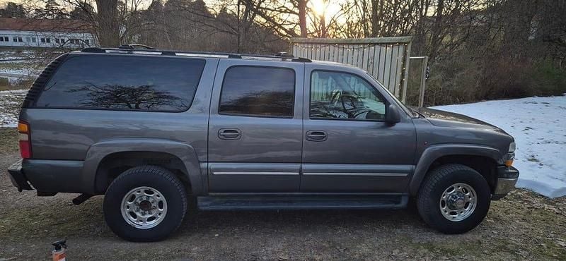 Begagnad Chevrolet Suburban 305 HK (224 kW) 2001 SUV