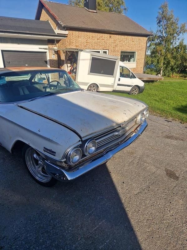 Begagnad 1960 Chevrolet Impala Sedan | 179 000 kr - Bild 1/4