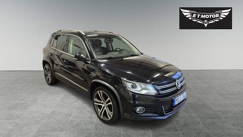 Svart Begagnad 2011 VW Tiguan Sportline SUV | 79 900 kr (Bra pris) - Bild 1/4