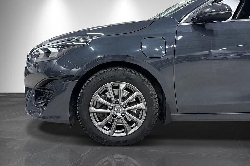 Begagnad Kia Ceed Sportswagon Advance 141 HK (103 kW) 2022 Grå Kombi