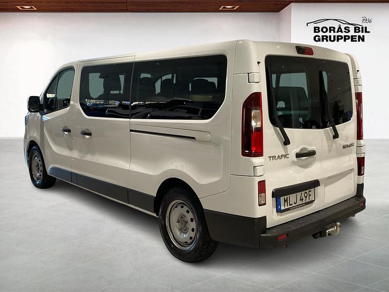 Begagnad Renault Trafic 151 HK (111 kW) 2024 Vit Minibuss