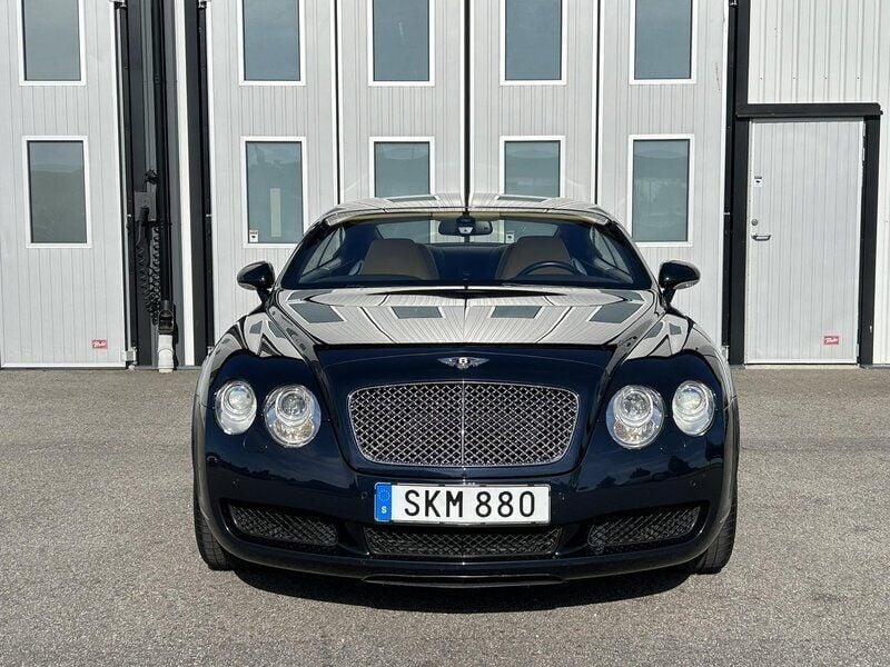 Blå Begagnad 2006 Bentley Continental GT Mulliner Sportkupé | 495 000 kr - Bild 1/4