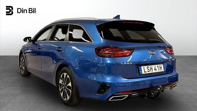 Begagnad Kia Ceed Sportswagon Advance 105 HK (77 kW) 2021 Blå Kombi