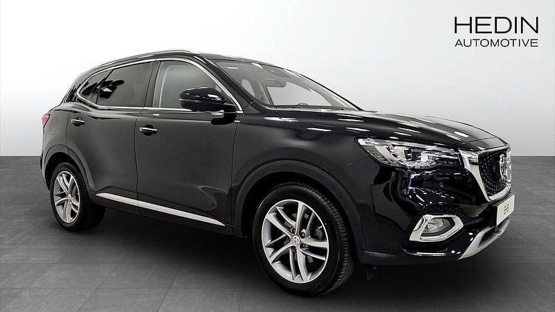 Svart (black) Begagnad 2021 MG EHS Luxury SUV | 239 900 kr (Marknadspris) - Bild 1/4