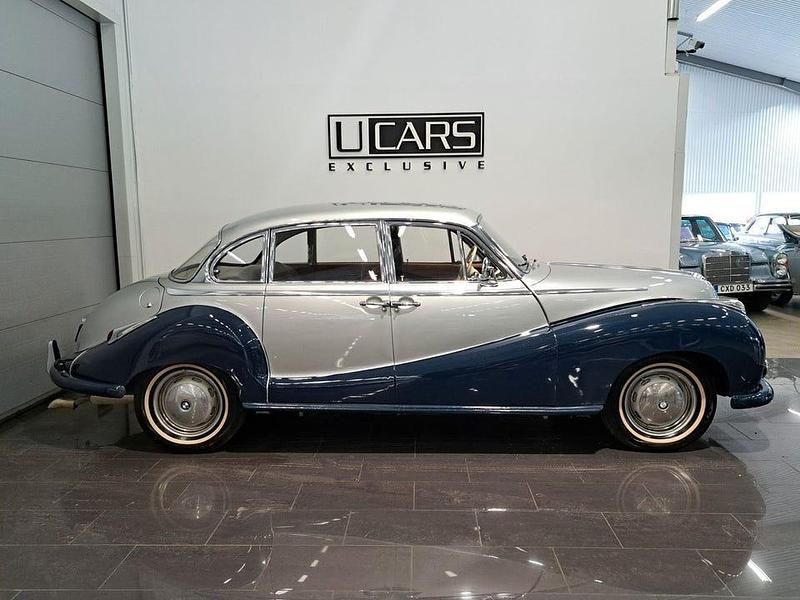 Begagnad BMW 502 140 HK (102 kW) 1959 Mörkblå Sedan
