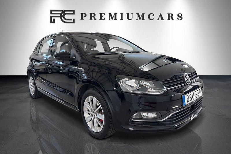 Svart Begagnad 2014 VW Polo Halvkombi | 79 900 kr (Marknadspris) - Bild 1/4