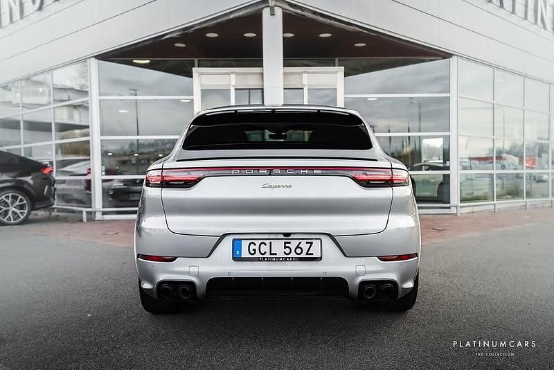 Begagnad Porsche Cayenne 340 HK (250 kW) 2020 Silver SUV
