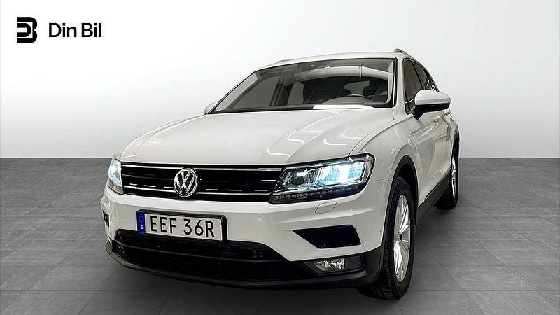 Pure white Begagnad 2020 VW Tiguan SUV | 279 900 kr (Superpris) - Bild 1/4