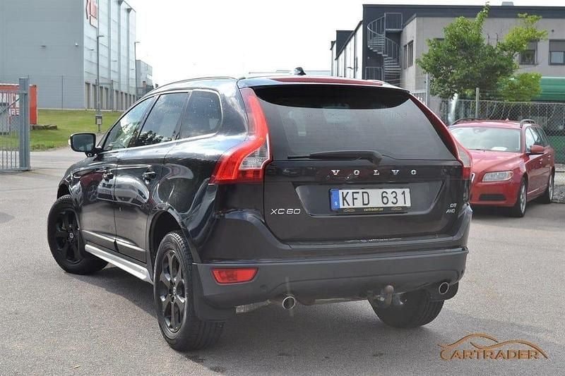 Begagnad Volvo XC60 Summum 206 HK (151 kW) 2010 Svart SUV
