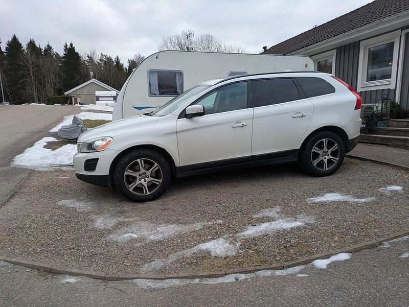 Begagnad 2013 Volvo XC60 SUV | 89 000 kr (Marknadspris) - Bild 1/1