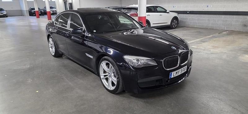 Begagnad BMW 740L M Sport 306 HK (225 kW) 2010 Carbonsvartmetalic Sedan