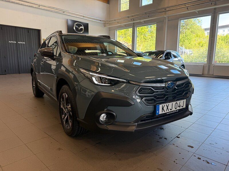 Begagnad Subaru Crosstrek 136 HK (100 kW) 2024 Blå SUV