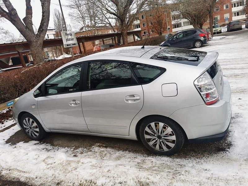 Begagnad Toyota Prius 112 HK (82 kW) 2009 Halvkombi