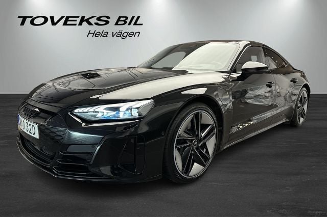 Svart Begagnad 2022 Audi e-tron GT quattro Advanced Sedan | 899 000 kr (Dyr) - Bild 1/4