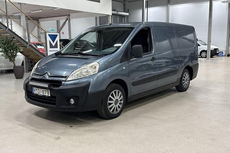 Grå Begagnad 2009 Citroën Jumpy Van | 39 900 kr (Marknadspris) - Bild 1/4
