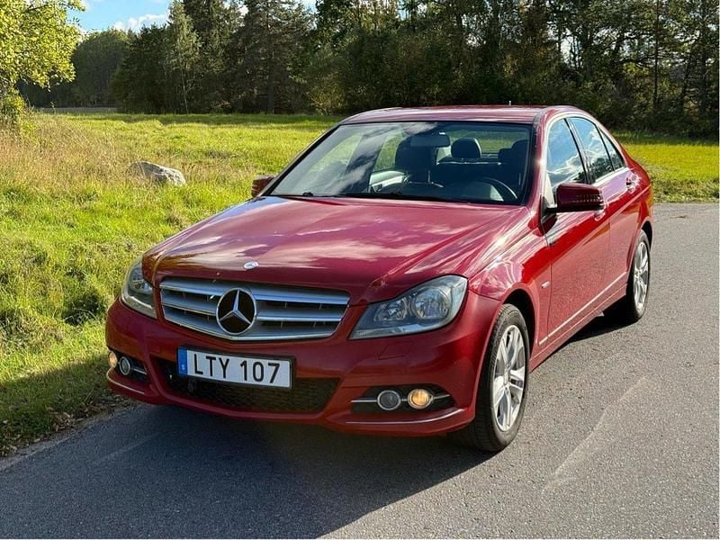 Begagnad 2012 Mercedes C220 Avantgarde Sedan | 84 500 kr (Bra pris) - Bild 1/4