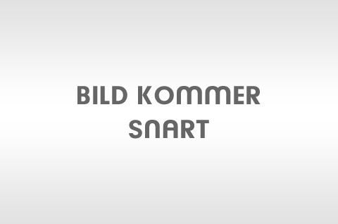 Begagnad Volvo V70 Business Edition 170 HK (125 kW) 2001 Mörkblå Kombi