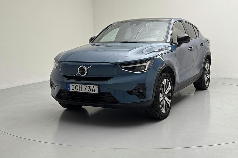 Blå Begagnad 2023 Volvo C40 Plus SUV | 291 200 kr - Bild 1/4