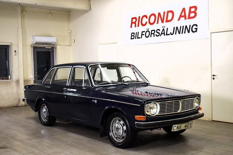 Mörkblå Begagnad 1968 Volvo 144 Sedan | 89 900 kr - Bild 1/4