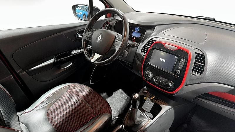 Begagnad Renault Captur 90 HK (66 kW) 2015 Röd SUV