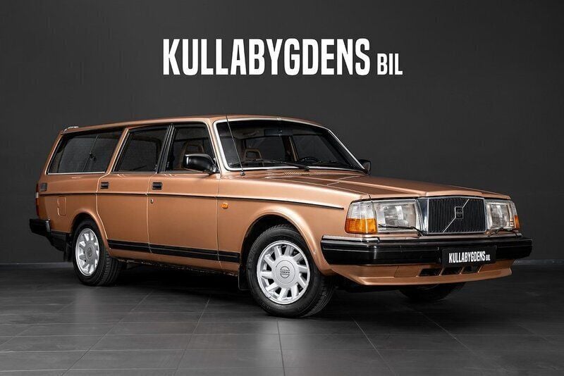 Brun Begagnad 1981 Volvo 245 Kombi | 139 000 kr - Bild 1/4