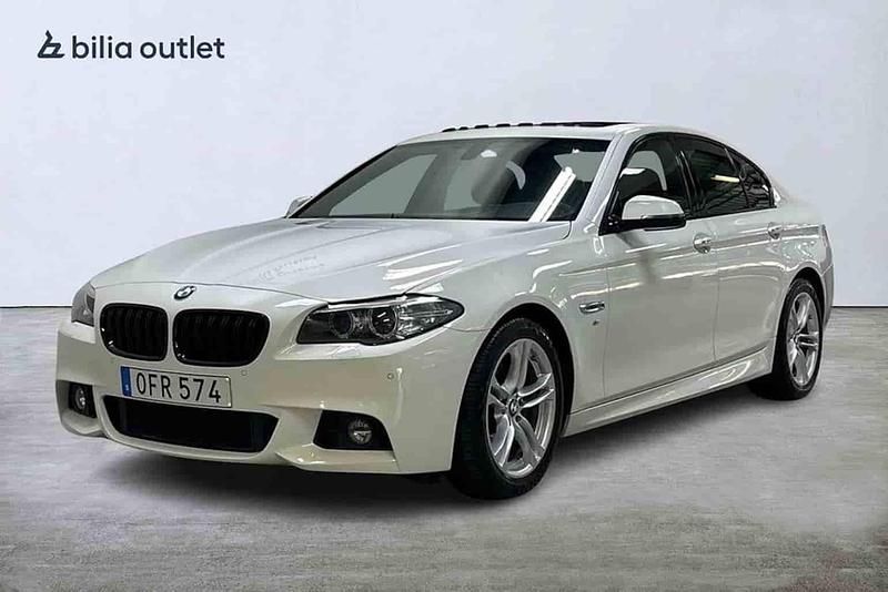 Vit Begagnad 2016 BMW 520 Sedan | 234 900 kr - Bild 1/1