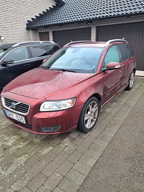 Begagnad Volvo V50 Summum 180 HK (132 kW) 2008 Kombi
