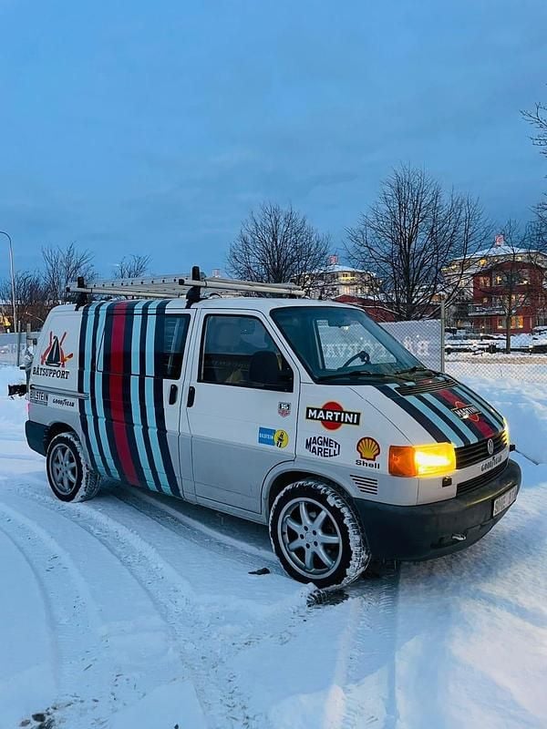 Begagnad VW T4 115 HK (84 kW) 2001 Van