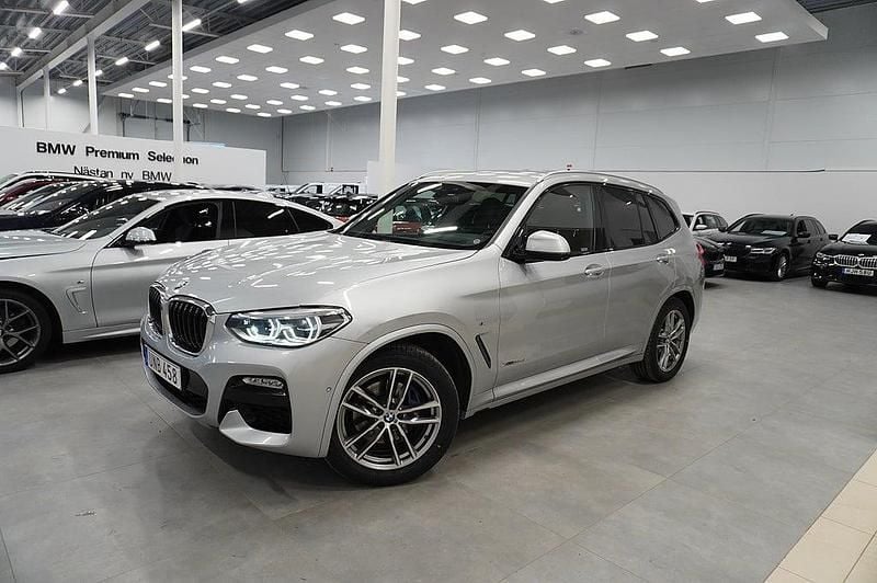 Silver Begagnad 2018 BMW X3 Performance SUV | 349 900 kr (Bra pris) - Bild 1/4