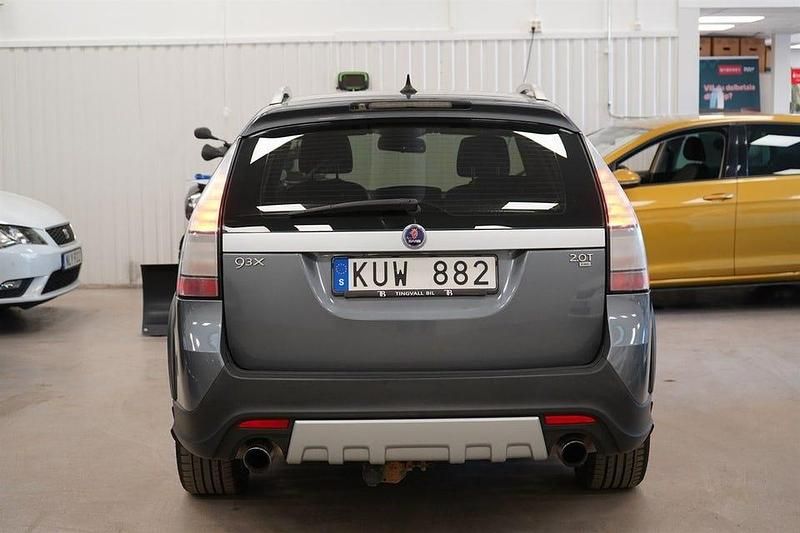 Begagnad Saab 9-3X 209 HK (153 kW) 2010 Grå Kombi