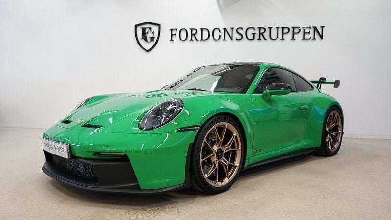 Begagnad Porsche 992 Sport 510 HK (375 kW) 2022 Grön