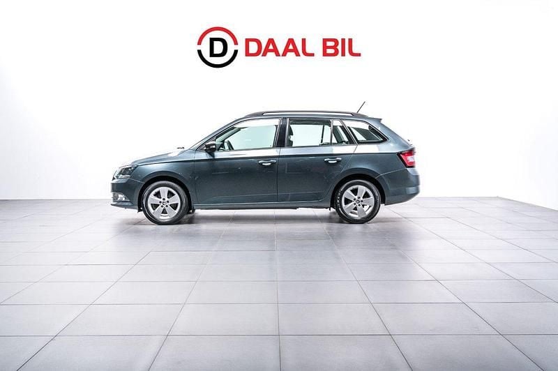Mörkgrå Begagnad 2017 Skoda Fabia Comfort Kombi | 154 700 kr (Marknadspris) - Bild 1/4
