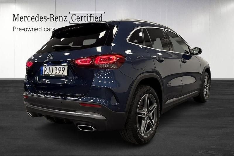 Begagnad Mercedes GLA250 AMG 218 HK (160 kW) 2023 Blå SUV