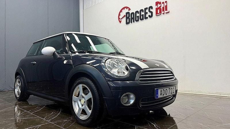 Svart Begagnad 2007 Mini Cooper Halvkombi | 34 900 kr (Dyr) - Bild 1/4