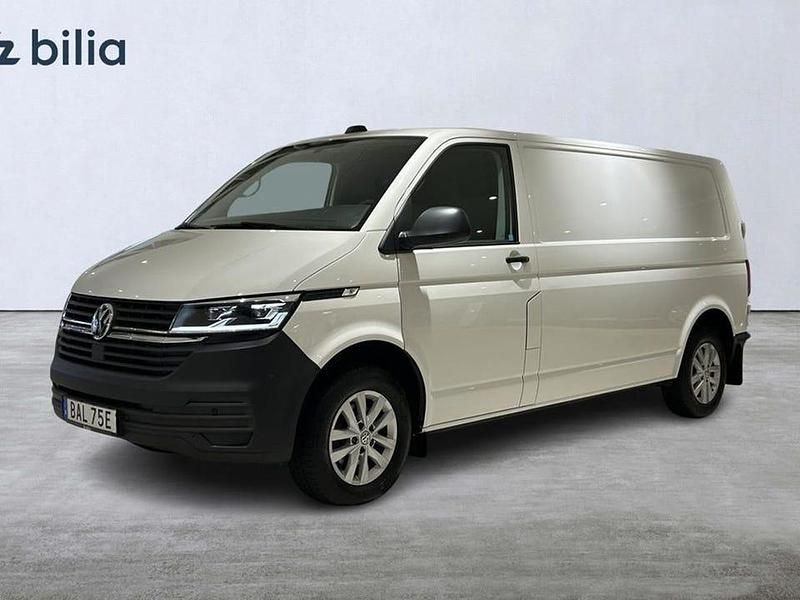 Vit Begagnad 2023 VW T6.1 Van | 379 900 kr - Bild 1/4