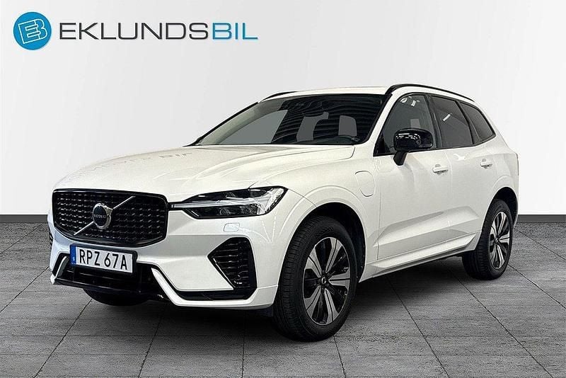 Vit Begagnad 2022 Volvo XC60 Plus SUV | 399 900 kr (Bra pris) - Bild 1/4