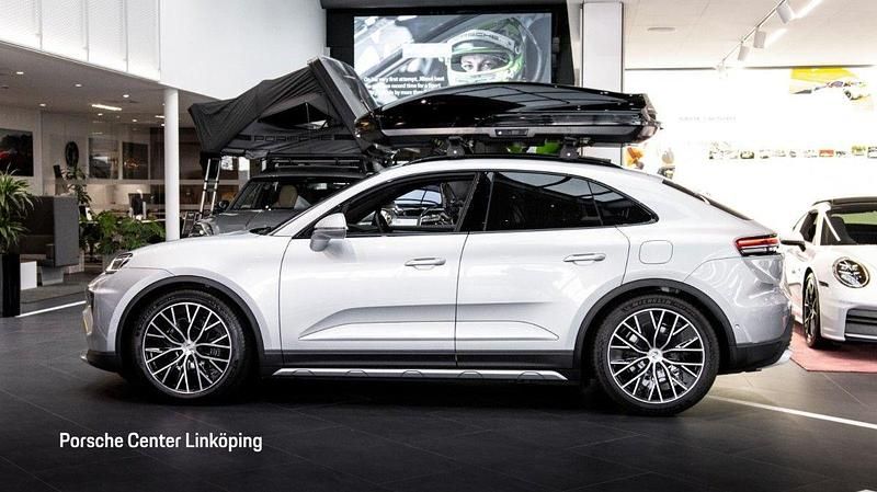 Begagnad Porsche Macan 300 kW (408 HK) 2025 Silver SUV
