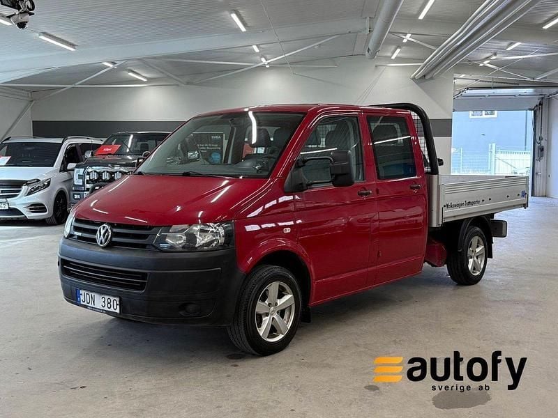 Röd Begagnad 2011 VW T5 Van | 89 800 kr (Superpris) - Bild 1/4