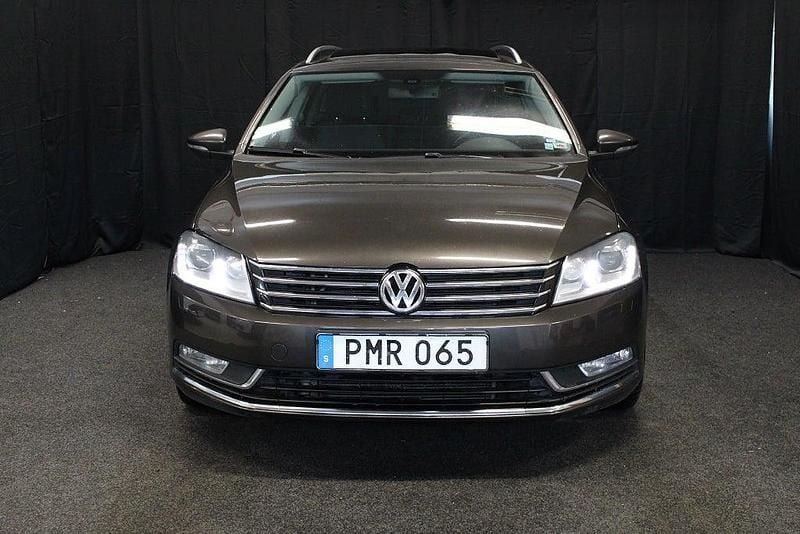 Begagnad VW Passat 140 HK (102 kW) 2014 Brun Kombi