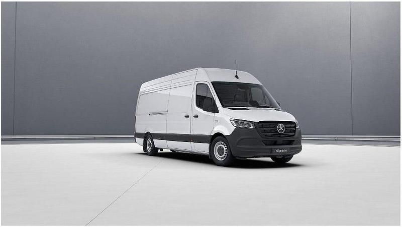 Begagnad Mercedes E-Sprinter 110 kW (150 HK) 2024 Vit Van