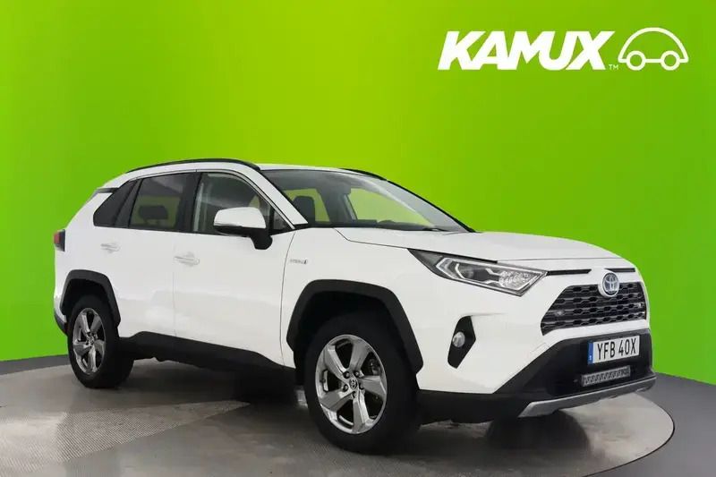 Vit Begagnad 2022 Toyota RAV4 Hybrid Executive SUV | 328 800 kr (Marknadspris) - Bild 1/4