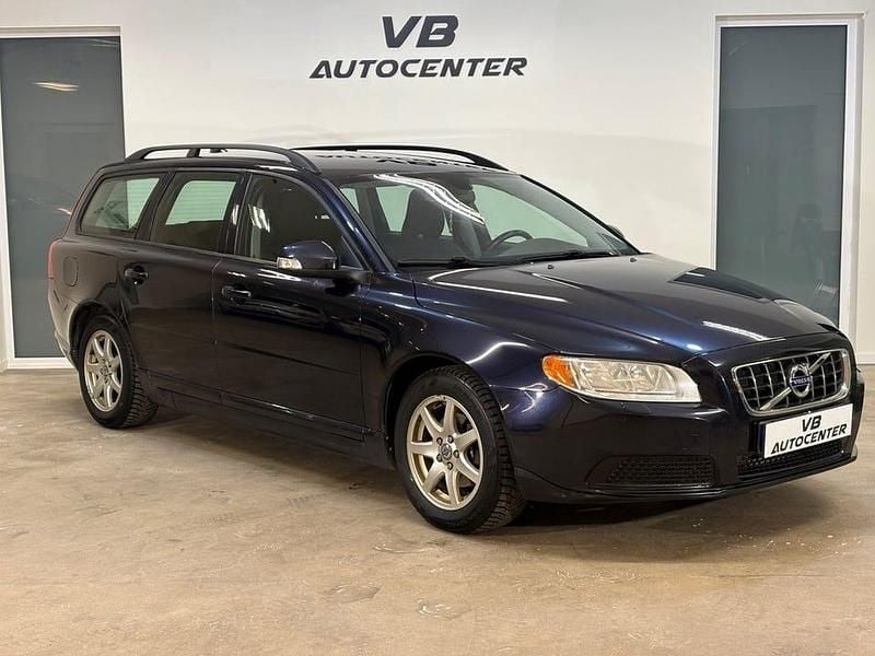 Blå Begagnad 2011 Volvo V70 Kombi | 55 900 kr (Superpris) - Bild 1/4