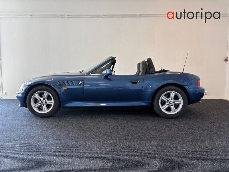 Blå Begagnad 2000 BMW Z3 Cab | 109 900 kr (Marknadspris) - Bild 1/4