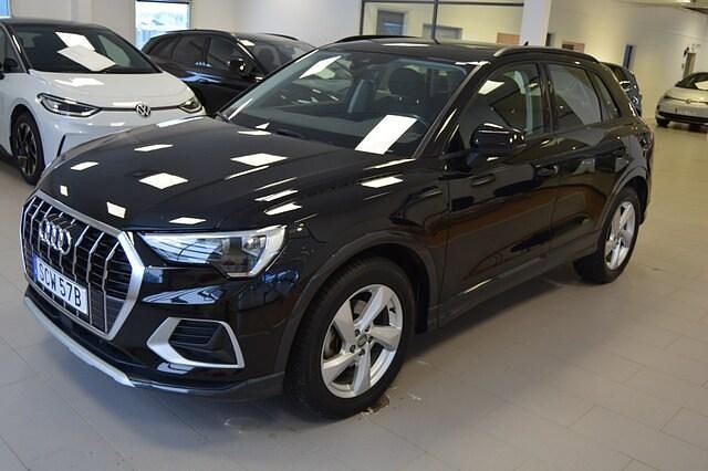Begagnad Audi Q3 Proline 150 HK (110 kW) 2020 Myth black metallic SUV