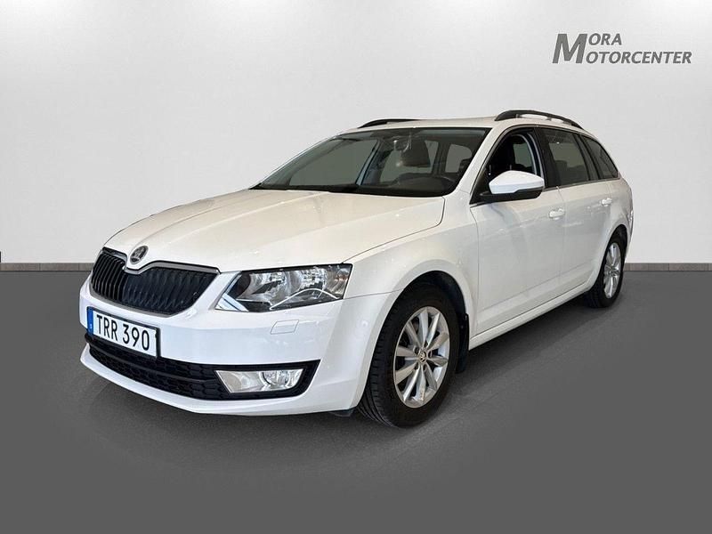 Vit Begagnad 2014 Skoda Octavia Ambition Kombi | 139 000 kr - Bild 1/4