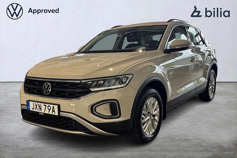 Grå Begagnad 2022 VW T-Roc Life SUV | 279 900 kr (Marknadspris) - Bild 1/3