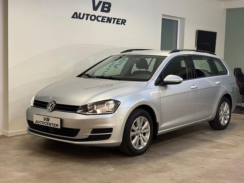 Begagnad VW Golf VII 105 HK (77 kW) 2015 Silver Kombi