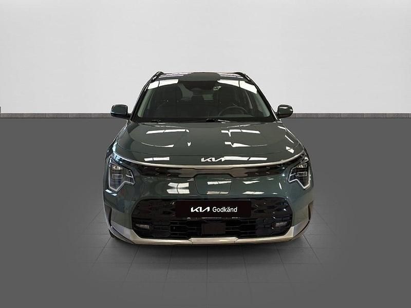Begagnad Kia e-Niro 150 kW (204 HK) 2022 Cityscape green SUV