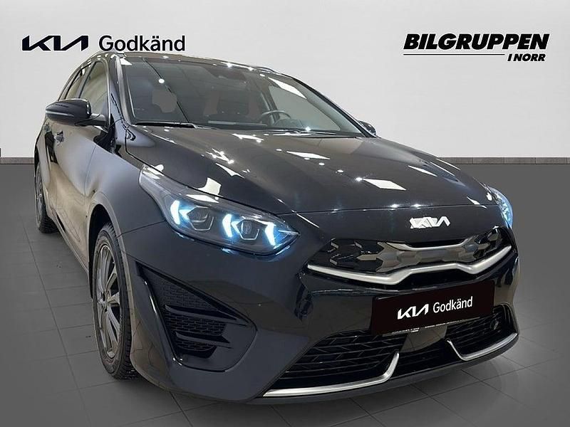 Begagnad Kia Ceed Sportswagon 141 HK (103 kW) 2023 Svart Kombi